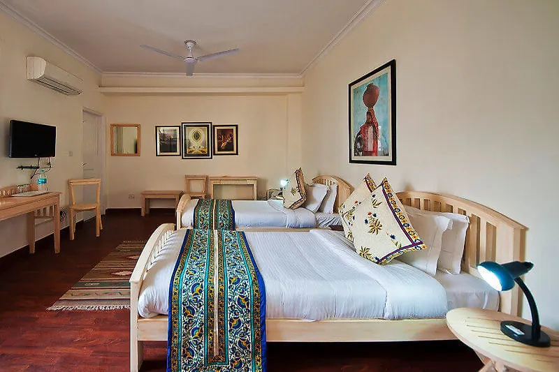Colonel'S Retreat At The Airport Bed & Breakfast New Delhi