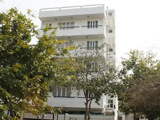 Colonel'S Retreat At The Airport Bed & Breakfast New Delhi India