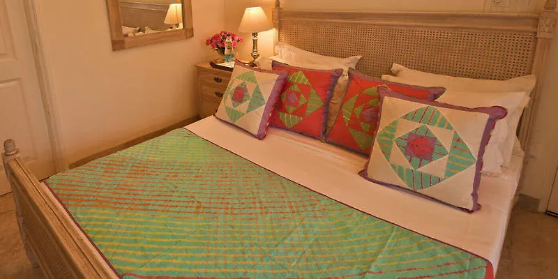 ***  Colonel'S Retreat At The Airport Bed & Breakfast New Delhi India